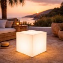 Lámpara geométrica LED RGB exterior solar y recargable | Fábrica Tu Lámpara
