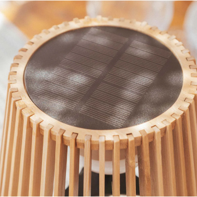 Lámpara solar de bambú con batería recargable sin cables