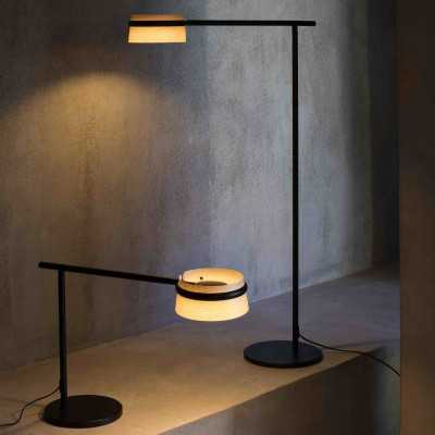 Lámpara suelo acero LED integrado negro mate CUTTING