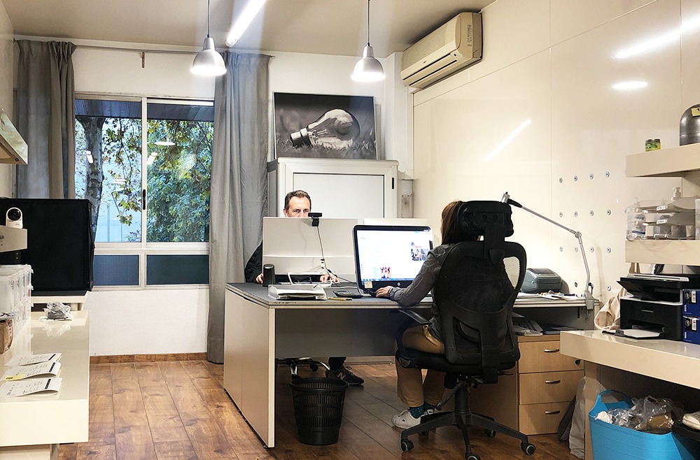 Nuevas instalaciones de Fabrica Tu Lámpara - Iluminable